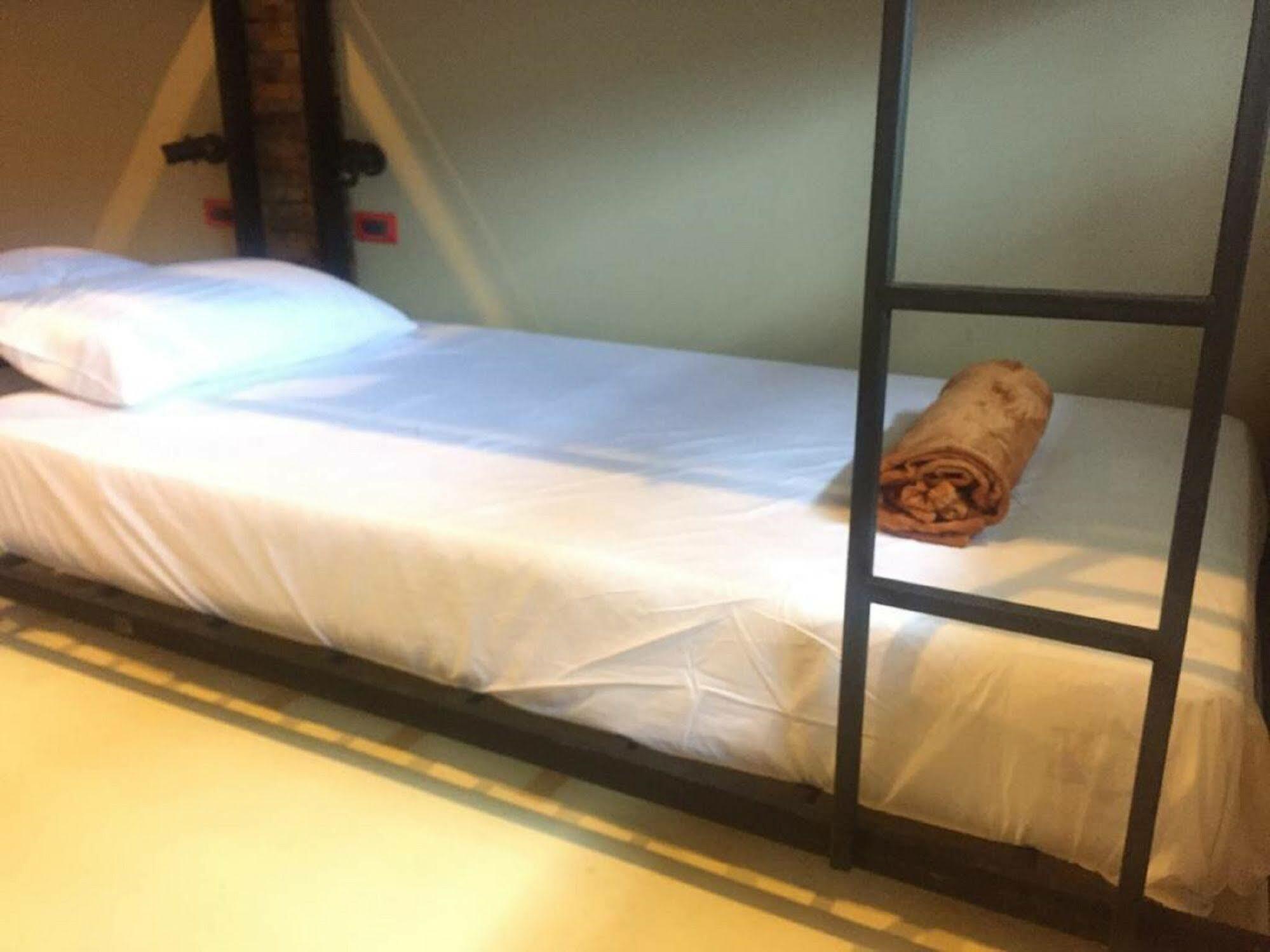 Pi Coco Hostel Chaweng Plajı Dış mekan fotoğraf
